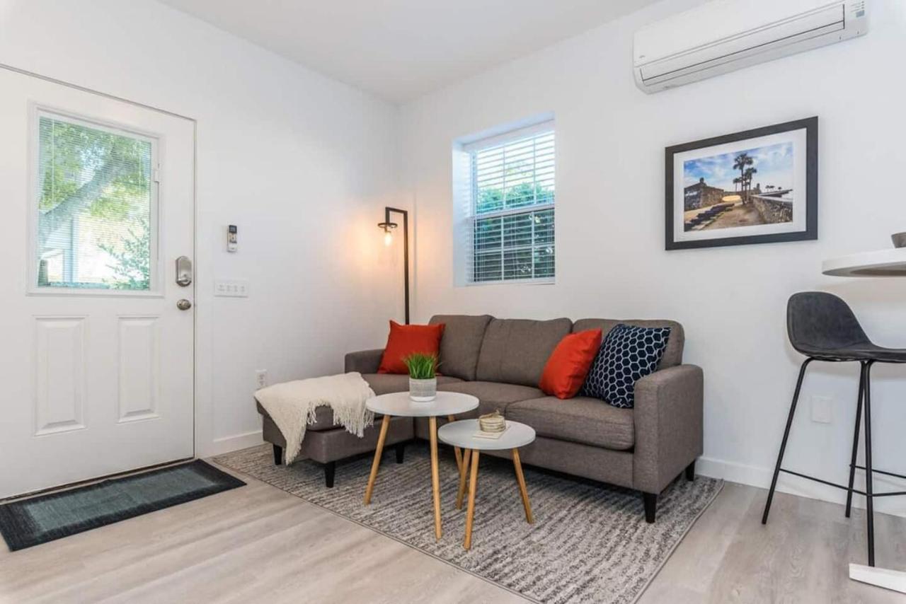 The Studio At Old Mission Walking Distance To Downtown And Onsite Parking 圣奥古斯丁 外观 照片
